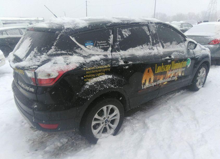 Photo 4 of 2017 Ford Escape SE (VIN 1FMCU0GD5HUC85238)