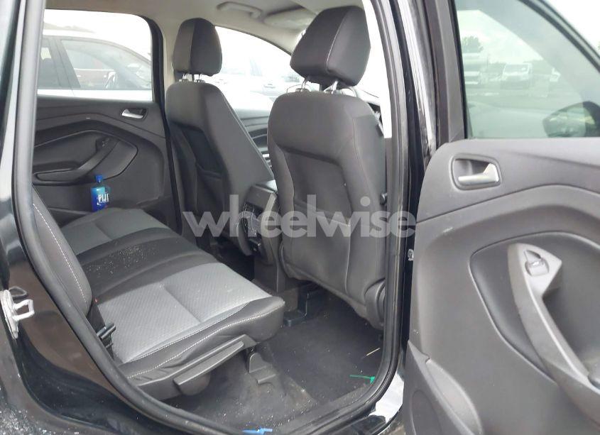 Photo 8 of 2017 Ford Escape SE (VIN 1FMCU0GD5HUC94277)