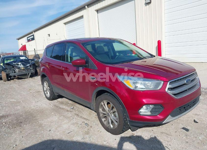 2017 Ford Escape SE (VIN 1FMCU0GD5HUE51404) main photo