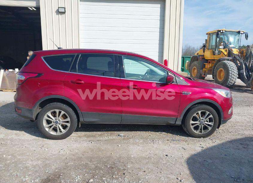 Photo 13 of 2017 Ford Escape SE (VIN 1FMCU0GD5HUE51404)