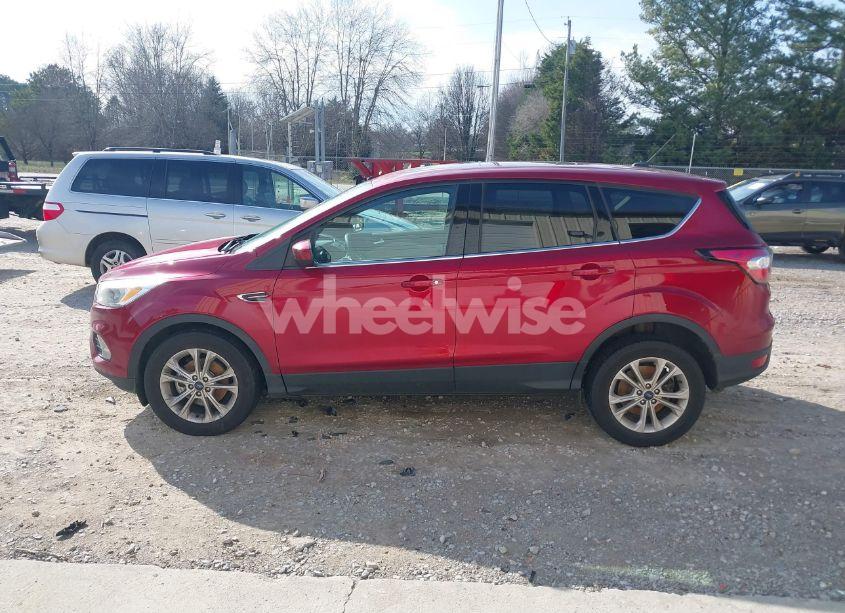 Photo 14 of 2017 Ford Escape SE (VIN 1FMCU0GD5HUE51404)