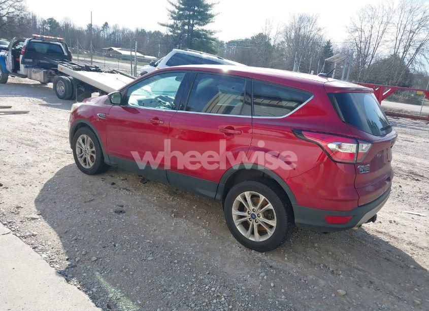 Photo 3 of 2017 Ford Escape SE (VIN 1FMCU0GD5HUE51404)