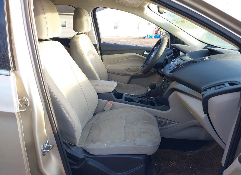 Photo 5 of 2017 Ford Escape SE (VIN 1FMCU0GD5HUE88680)