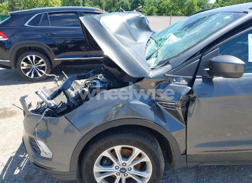 Photo 18 of 2017 Ford Escape SE (VIN 1FMCU0GD5HUE92261)