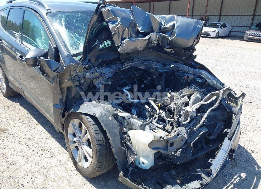 Photo 6 of 2017 Ford Escape SE (VIN 1FMCU0GD5HUE92261)