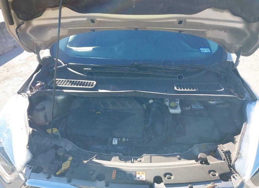 Photo 10 of 2017 Ford Escape SE (VIN 1FMCU0GD5HUF06322)