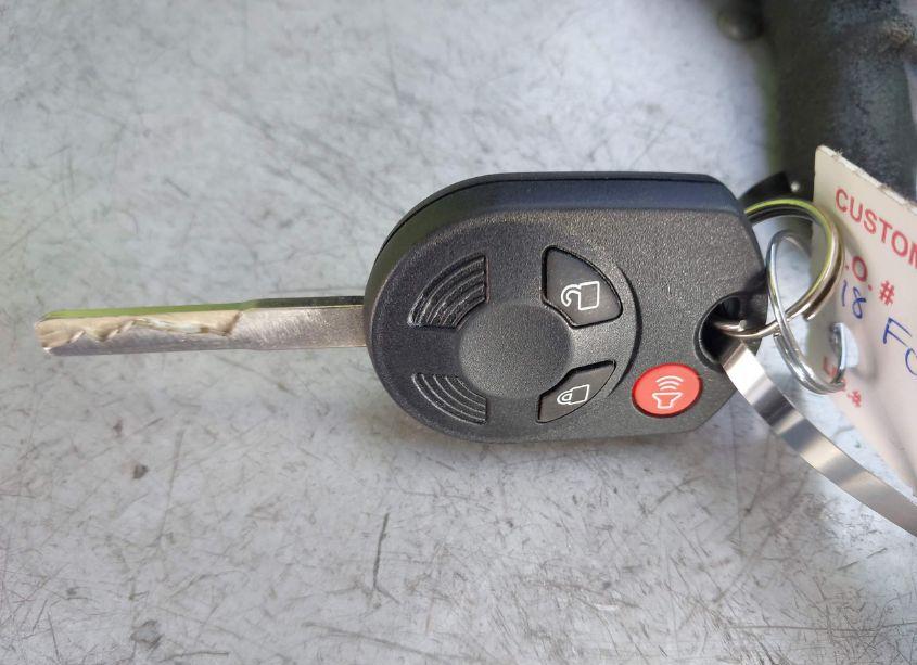 Photo 11 of 2018 Ford Escape SE (VIN 1FMCU0GD5JUA11205)