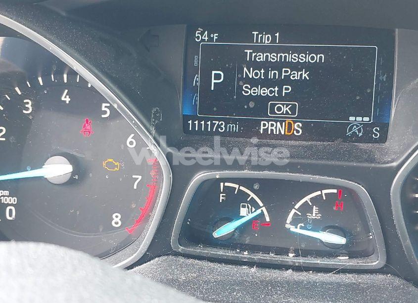 Photo 15 of 2018 Ford Escape SE (VIN 1FMCU0GD5JUA72876)