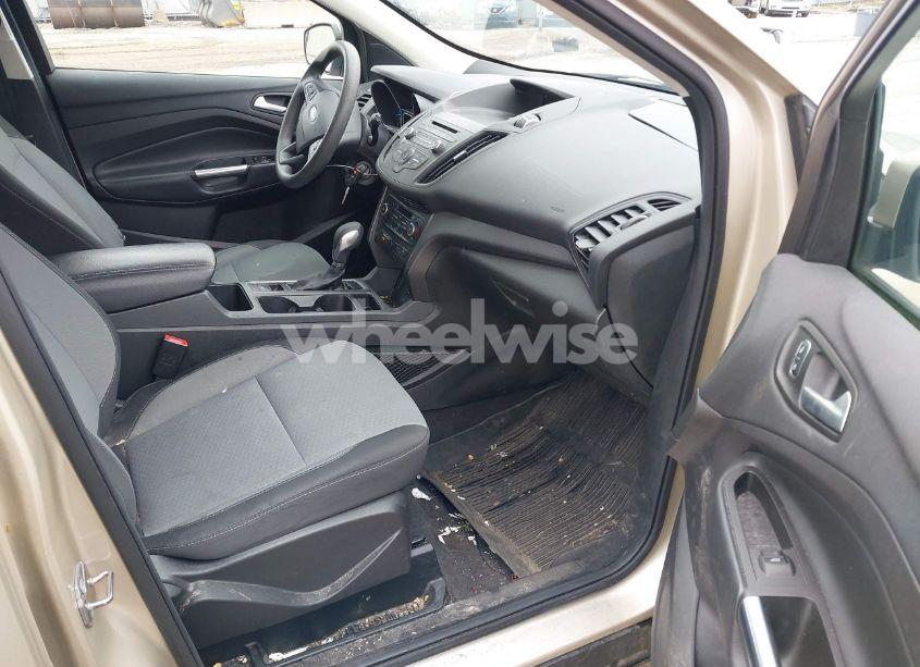 Photo 5 of 2018 Ford Escape SE (VIN 1FMCU0GD5JUA72876)