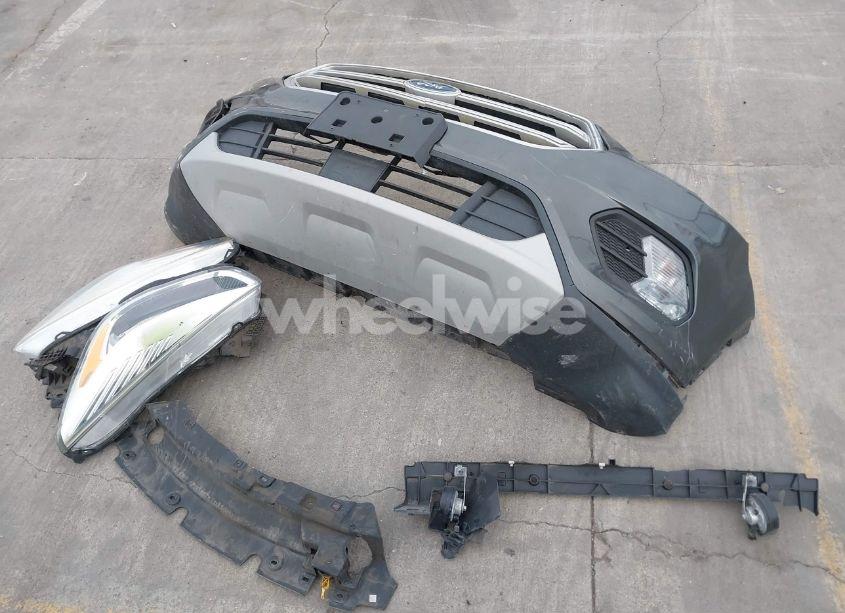 Photo 12 of 2018 Ford Escape SE (VIN 1FMCU0GD5JUB16052)