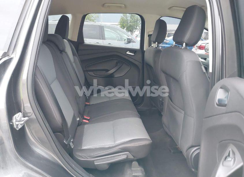 Photo 8 of 2018 Ford Escape SE (VIN 1FMCU0GD5JUB16052)