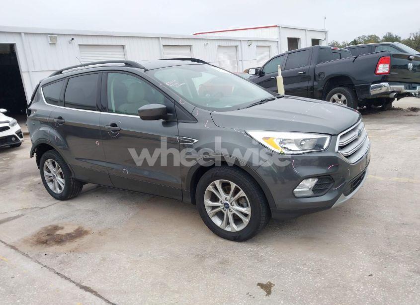 Photo 14 of 2018 Ford Escape SE (VIN 1FMCU0GD5JUB61590)
