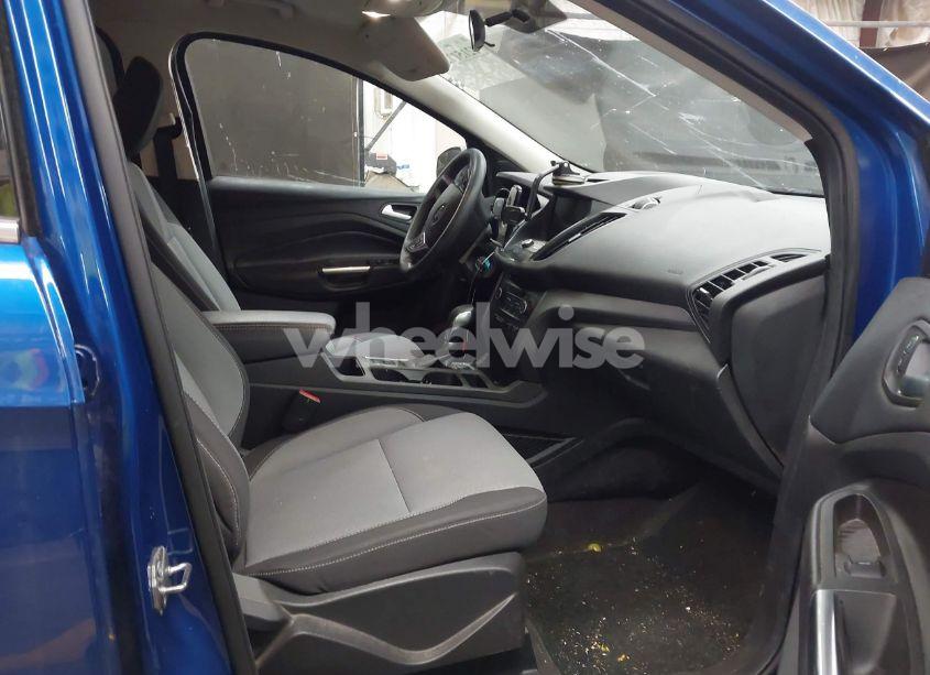 Photo 5 of 2018 Ford Escape SE (VIN 1FMCU0GD5JUC46820)