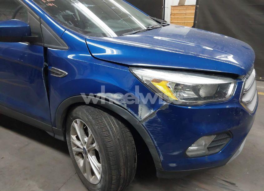 Photo 6 of 2018 Ford Escape SE (VIN 1FMCU0GD5JUC46820)