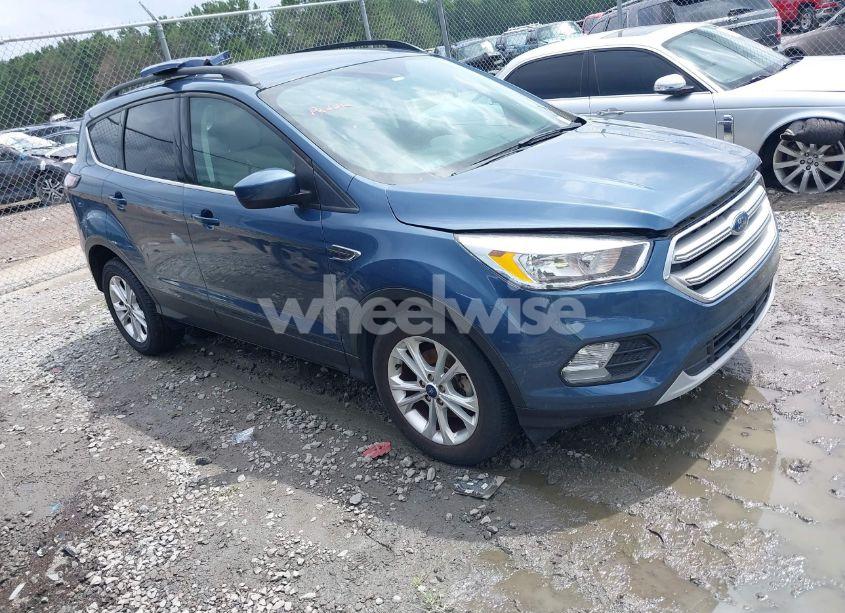 2018 Ford Escape SE (VIN 1FMCU0GD5JUC66873) main photo