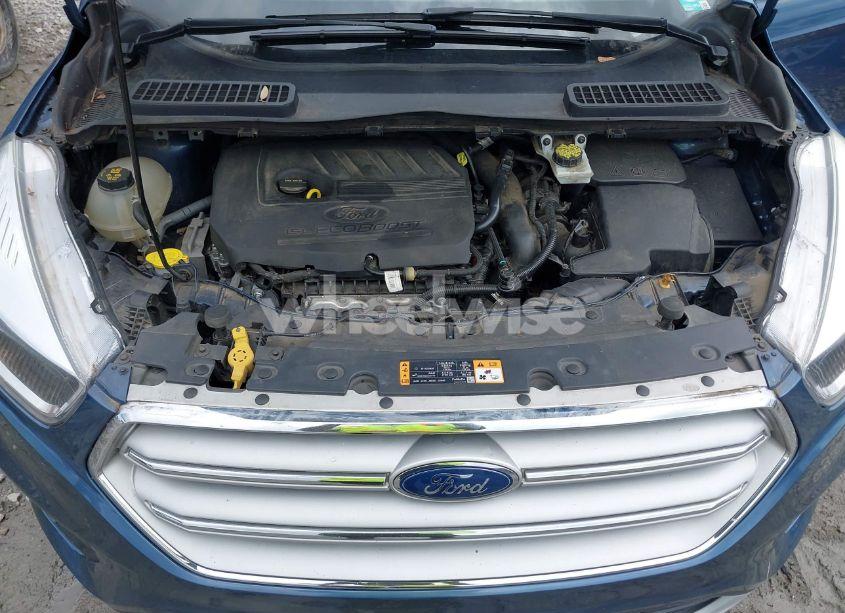 Photo 10 of 2018 Ford Escape SE (VIN 1FMCU0GD5JUC66873)