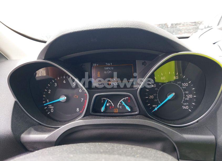 Photo 15 of 2018 Ford Escape SE (VIN 1FMCU0GD5JUC66873)