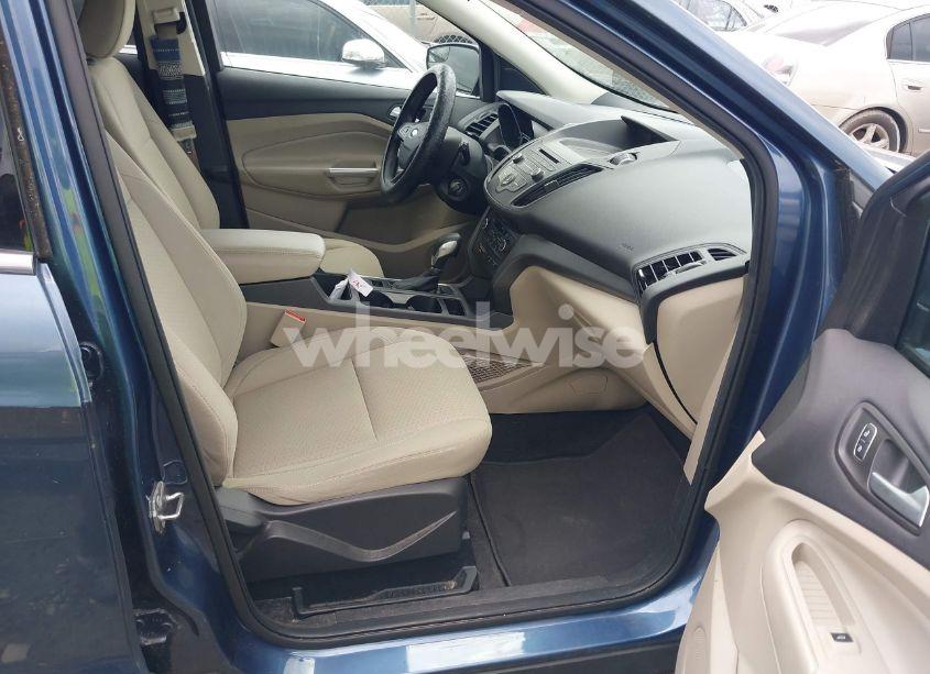 Photo 5 of 2018 Ford Escape SE (VIN 1FMCU0GD5JUC66873)