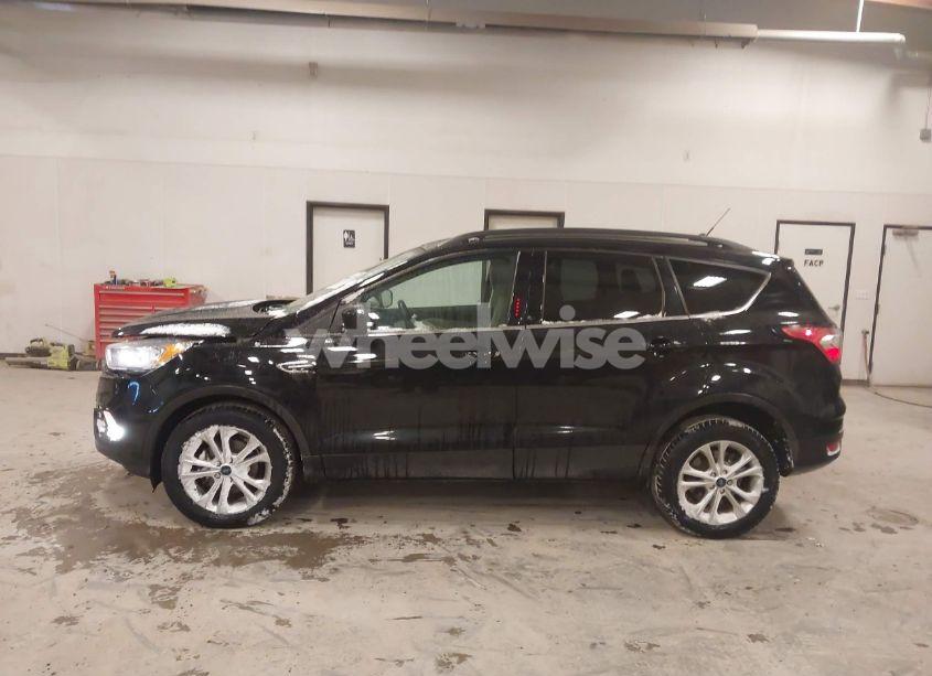 Photo 14 of 2018 Ford Escape SE (VIN 1FMCU0GD5JUD03551)