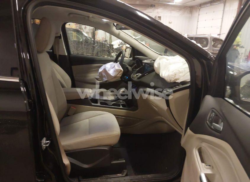 Photo 5 of 2018 Ford Escape SE (VIN 1FMCU0GD5JUD03551)