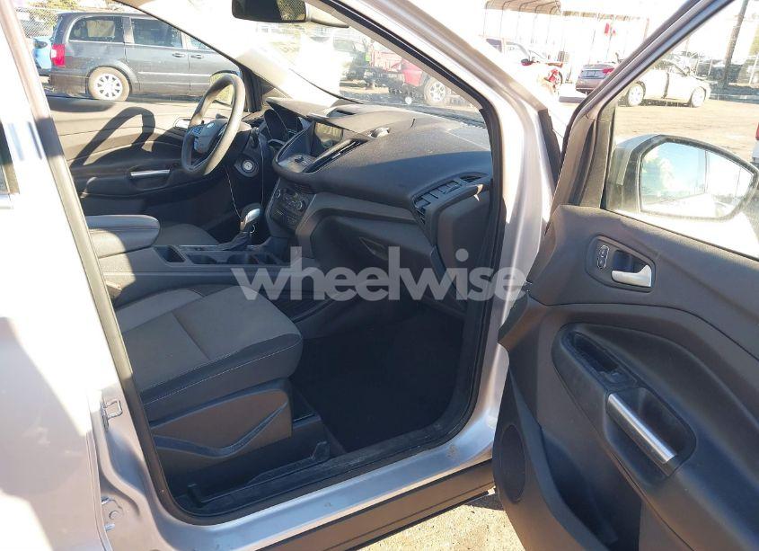 Photo 5 of 2018 Ford Escape SE (VIN 1FMCU0GD5JUD41412)