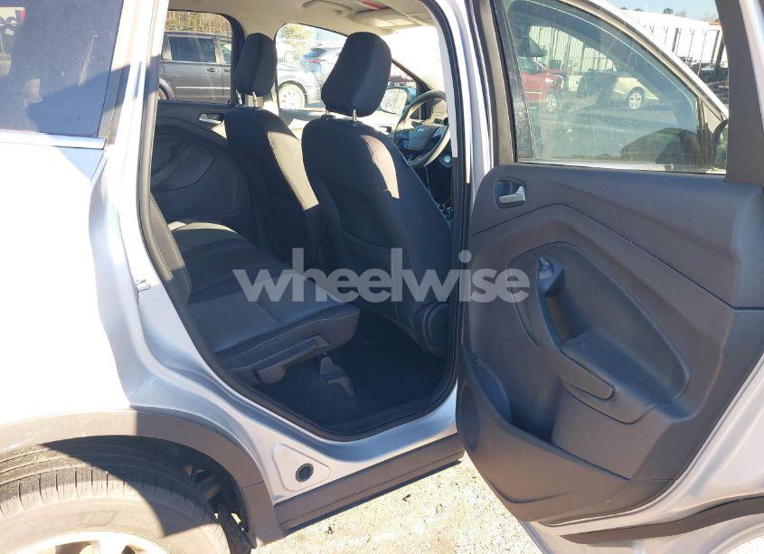 Photo 8 of 2018 Ford Escape SE (VIN 1FMCU0GD5JUD41412)