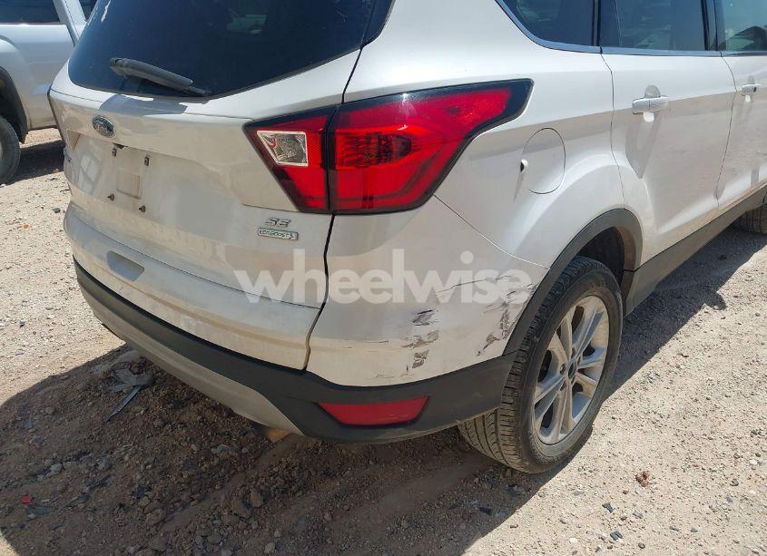 Photo 18 of 2019 Ford Escape SE (VIN 1FMCU0GD5KUA56050)