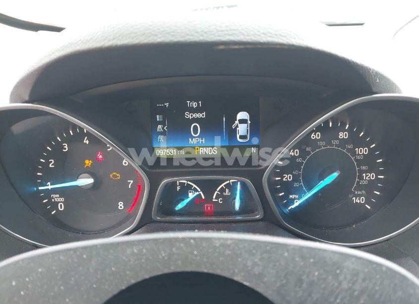 Photo 7 of 2019 Ford Escape SE (VIN 1FMCU0GD5KUB10172)