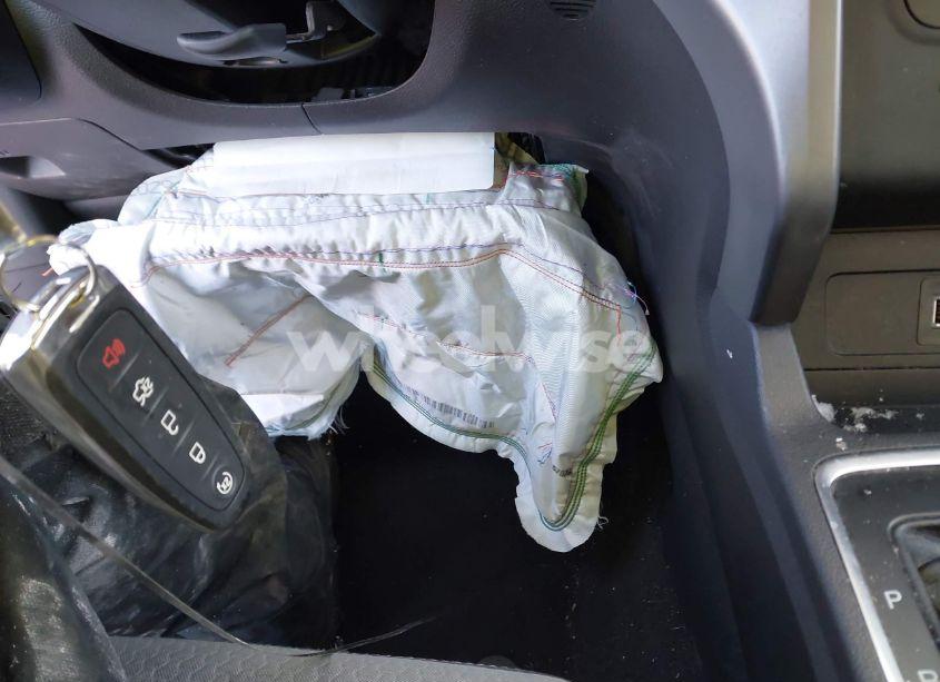 Photo 11 of 2019 Ford Escape SE (VIN 1FMCU0GD5KUB23228)