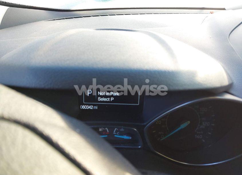Photo 7 of 2019 Ford Escape SE (VIN 1FMCU0GD5KUB23228)