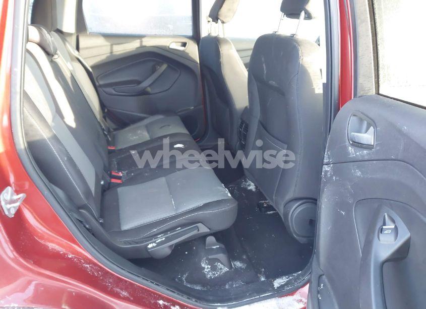 Photo 8 of 2019 Ford Escape SE (VIN 1FMCU0GD5KUB23228)