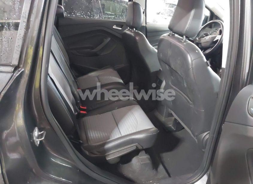 Photo 8 of 2019 Ford Escape SE (VIN 1FMCU0GD5KUB75653)