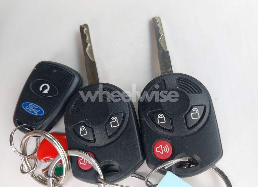 Photo 11 of 2017 Ford Escape SE (VIN 1FMCU0GD6HUA11319)