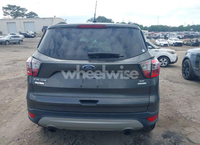 Photo 16 of 2017 Ford Escape SE (VIN 1FMCU0GD6HUA45583)