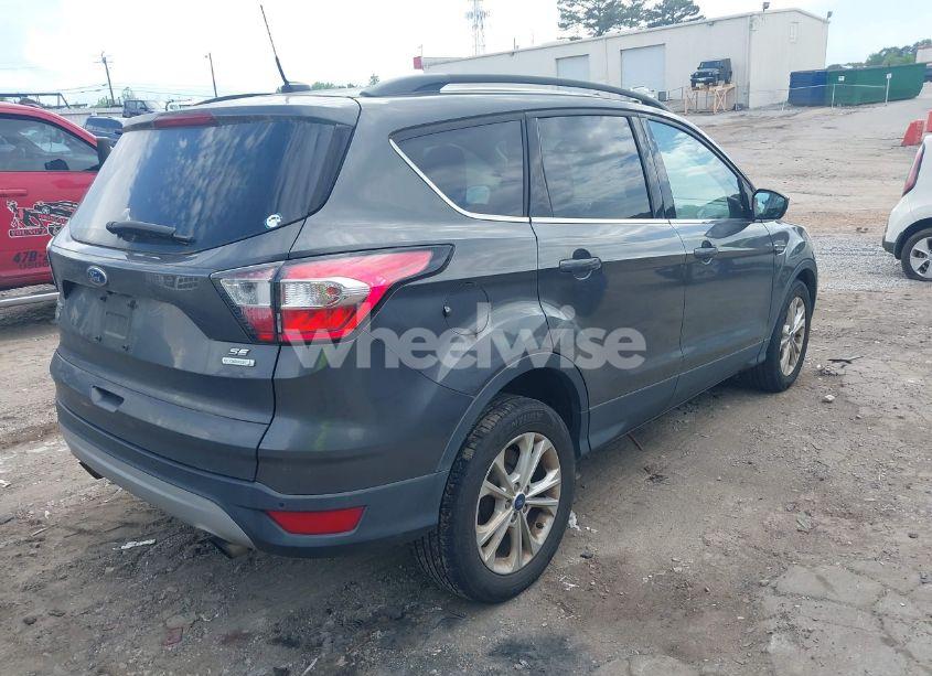 Photo 4 of 2017 Ford Escape SE (VIN 1FMCU0GD6HUA45583)