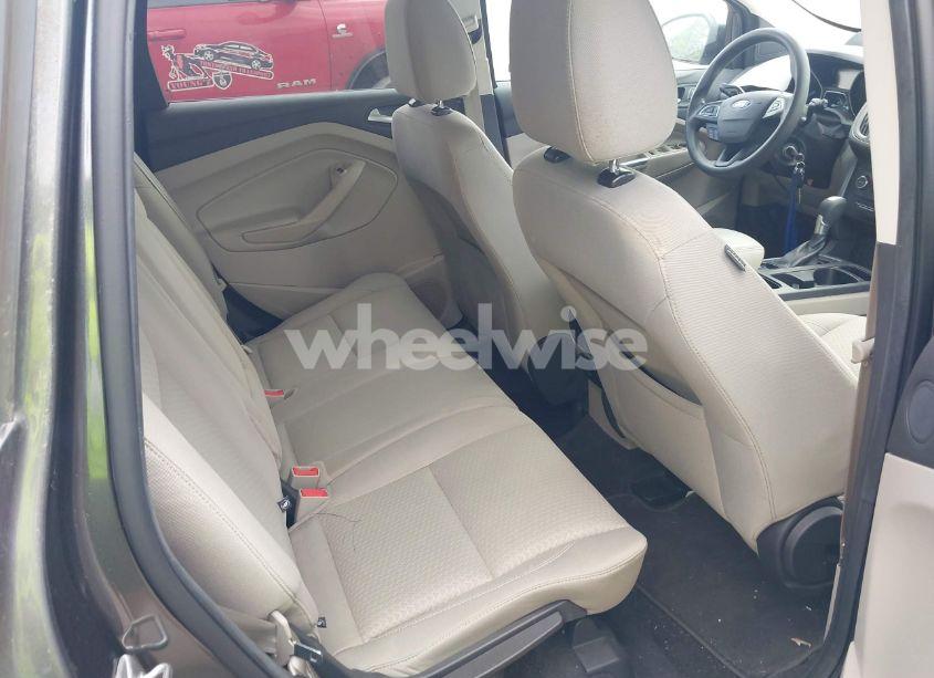 Photo 8 of 2017 Ford Escape SE (VIN 1FMCU0GD6HUA45583)