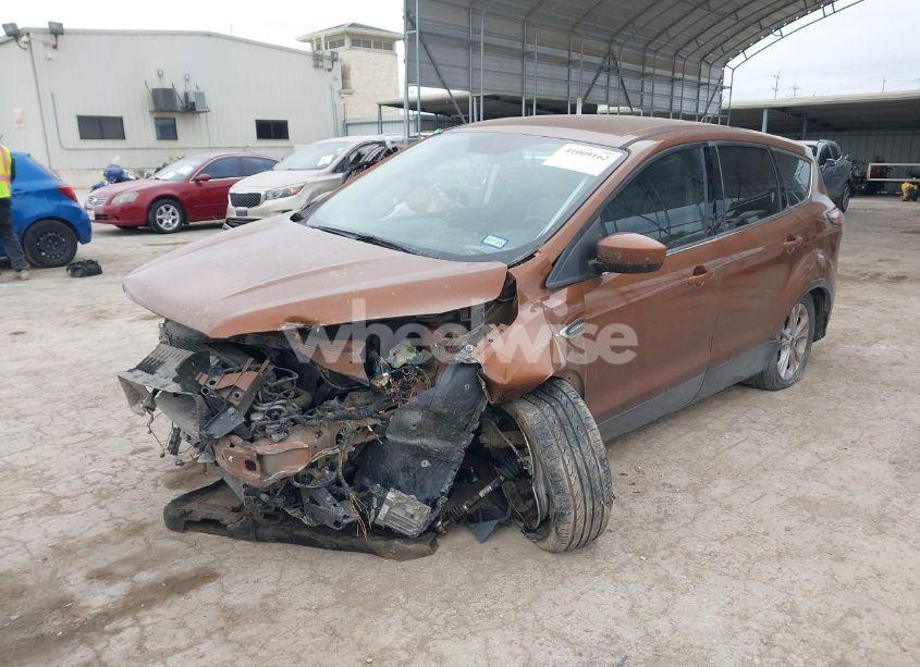 Photo 2 of 2017 Ford Escape SE (VIN 1FMCU0GD6HUA54297)