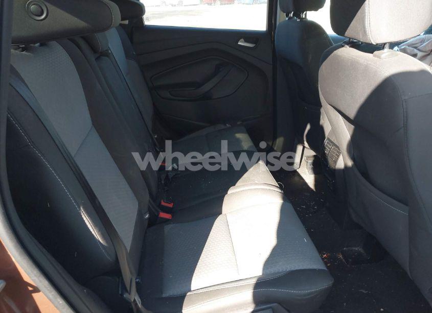 Photo 8 of 2017 Ford Escape SE (VIN 1FMCU0GD6HUB10464)