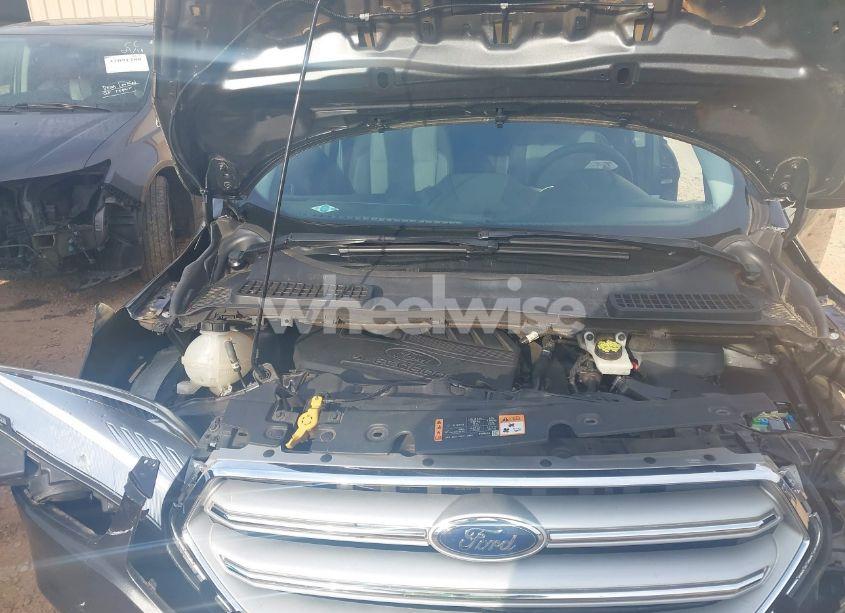 Photo 10 of 2017 Ford Escape SE (VIN 1FMCU0GD6HUB26017)