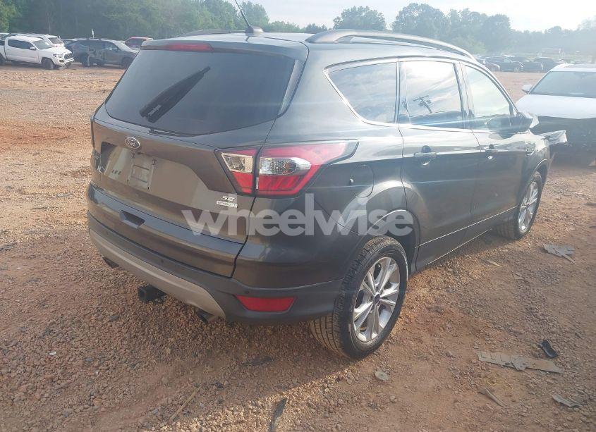 Photo 4 of 2017 Ford Escape SE (VIN 1FMCU0GD6HUB26017)