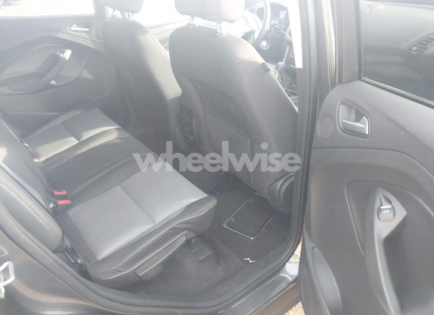 Photo 8 of 2017 Ford Escape SE (VIN 1FMCU0GD6HUB26017)