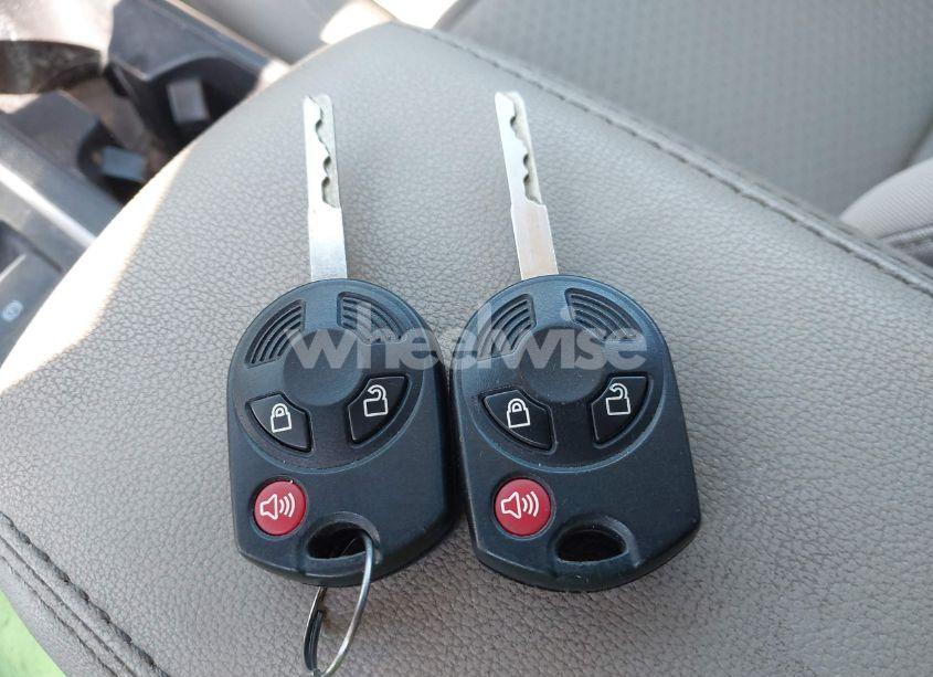 Photo 11 of 2017 Ford Escape SE (VIN 1FMCU0GD6HUB96648)