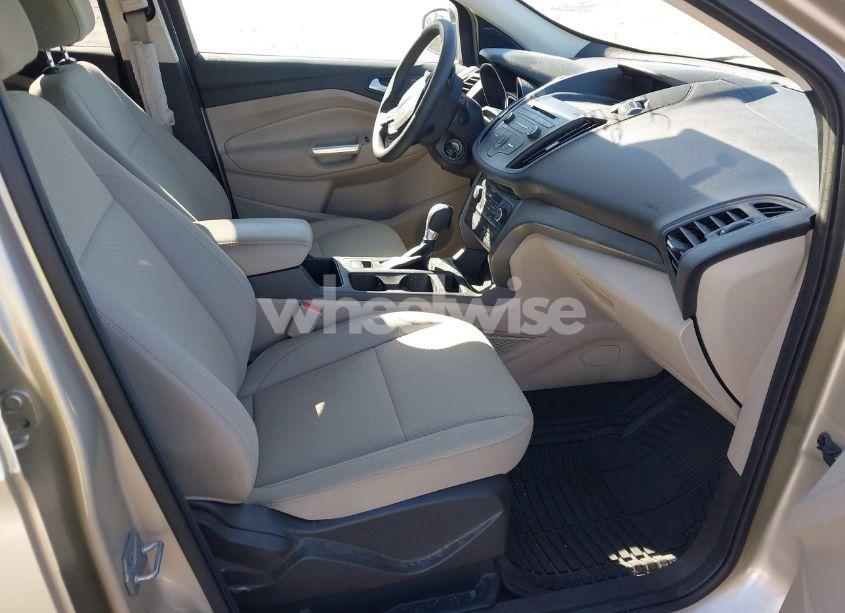 Photo 5 of 2017 Ford Escape SE (VIN 1FMCU0GD6HUB96648)