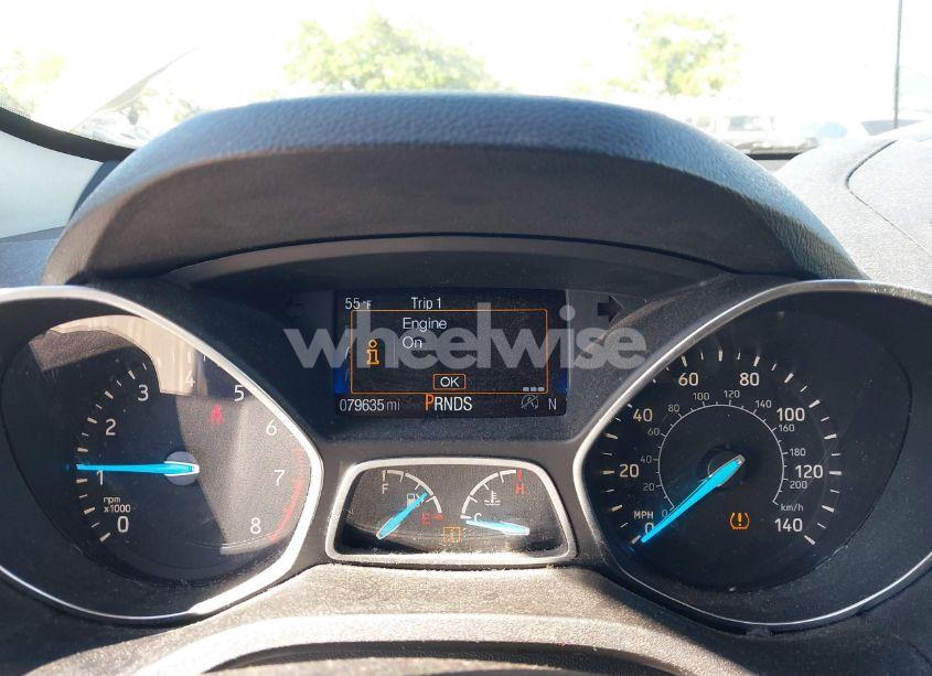 Photo 7 of 2017 Ford Escape SE (VIN 1FMCU0GD6HUB96648)