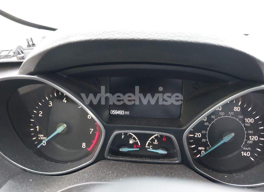 Photo 15 of 2017 Ford Escape SE (VIN 1FMCU0GD6HUD50467)