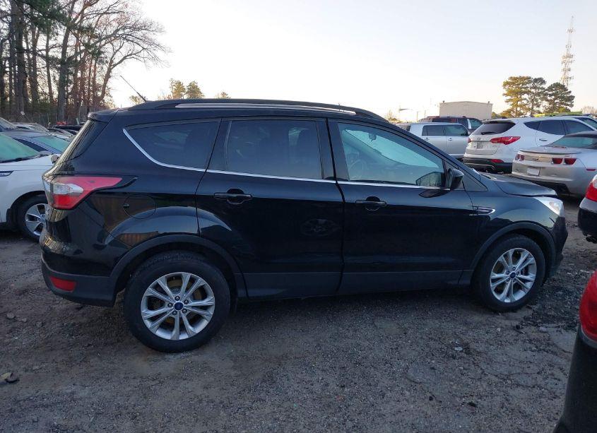 Photo 13 of 2017 Ford Escape SE (VIN 1FMCU0GD6HUD92248)