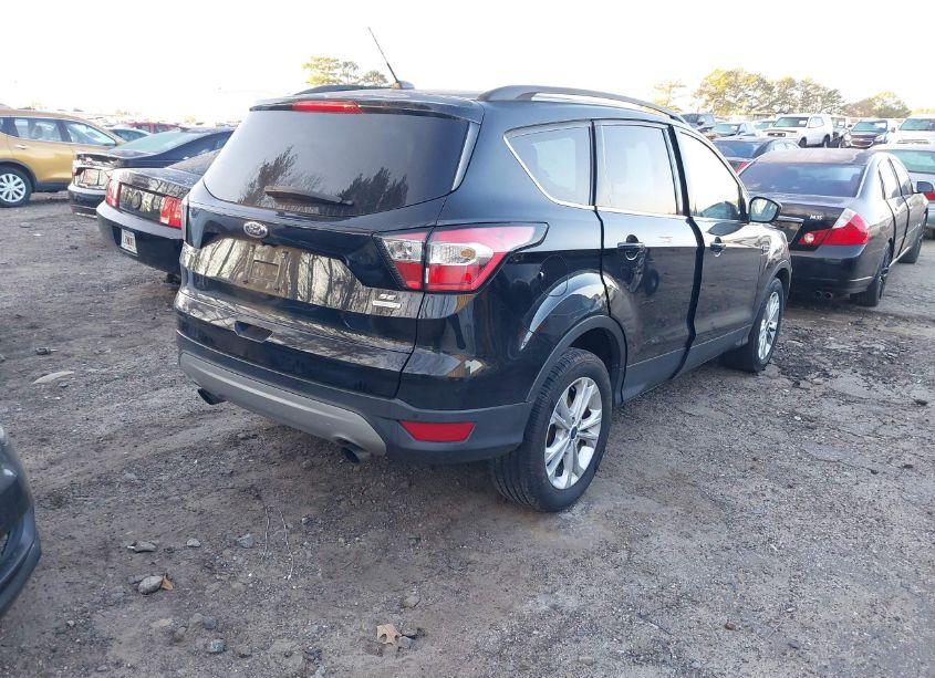 Photo 4 of 2017 Ford Escape SE (VIN 1FMCU0GD6HUD92248)