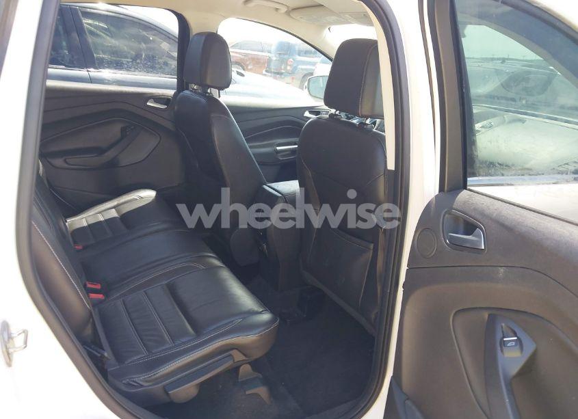 Photo 8 of 2017 Ford Escape SE (VIN 1FMCU0GD6HUE69099)