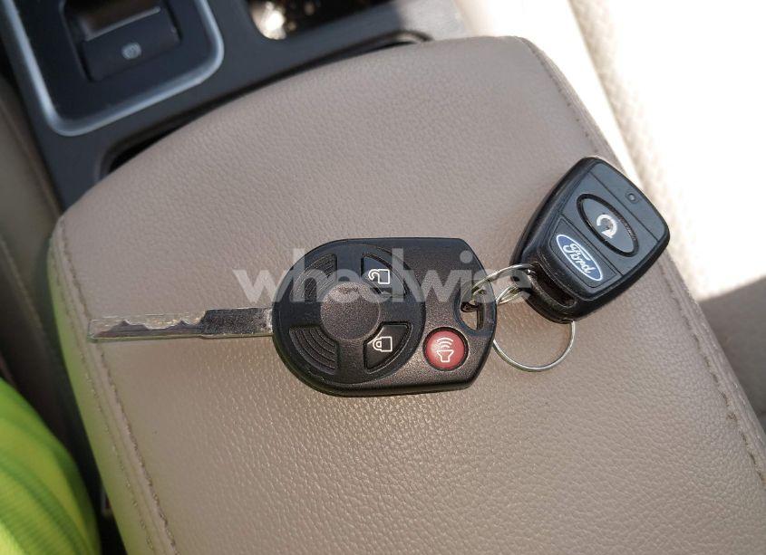 Photo 11 of 2017 Ford Escape SE (VIN 1FMCU0GD6HUE88591)