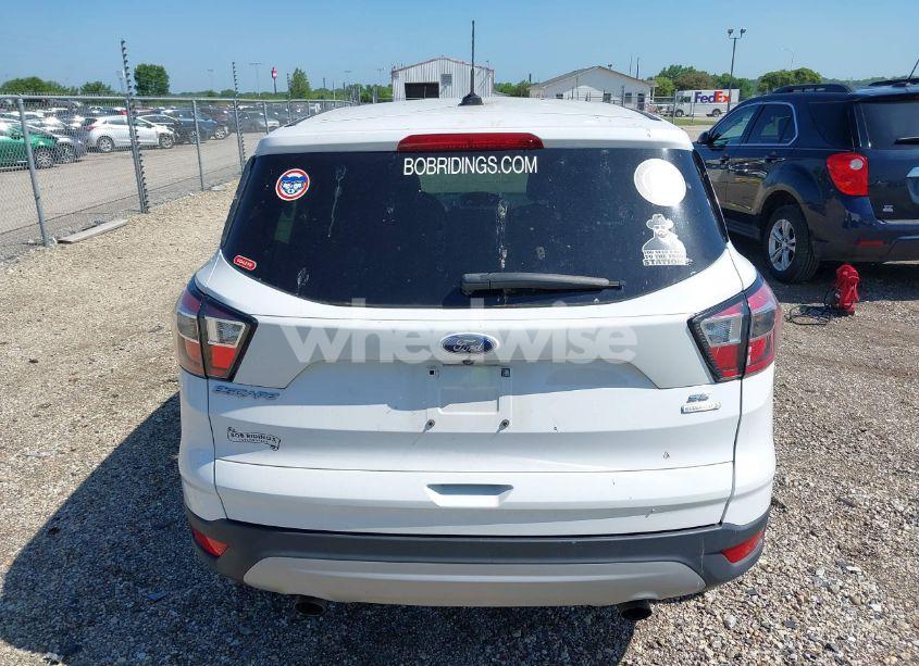 Photo 16 of 2017 Ford Escape SE (VIN 1FMCU0GD6HUE88591)